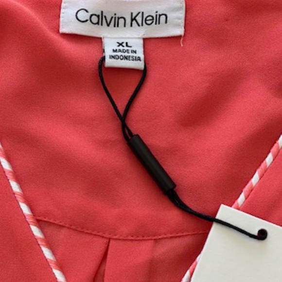 Calvin Klein Coral Sleeveless Button Down Shirt with Striped  Piping NWT - Picture 5 of 6